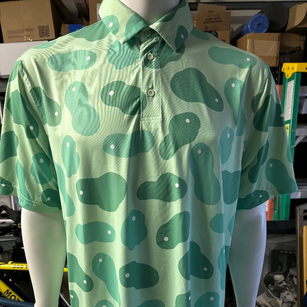 Good condition mens XL Sosik golf polo